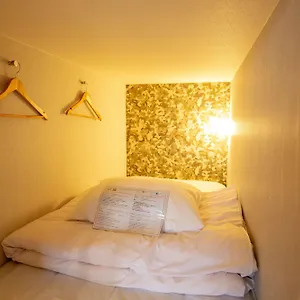 https://hostel-wasabi-osaka-bed-and-library-542-0074.hotels-osaka.net