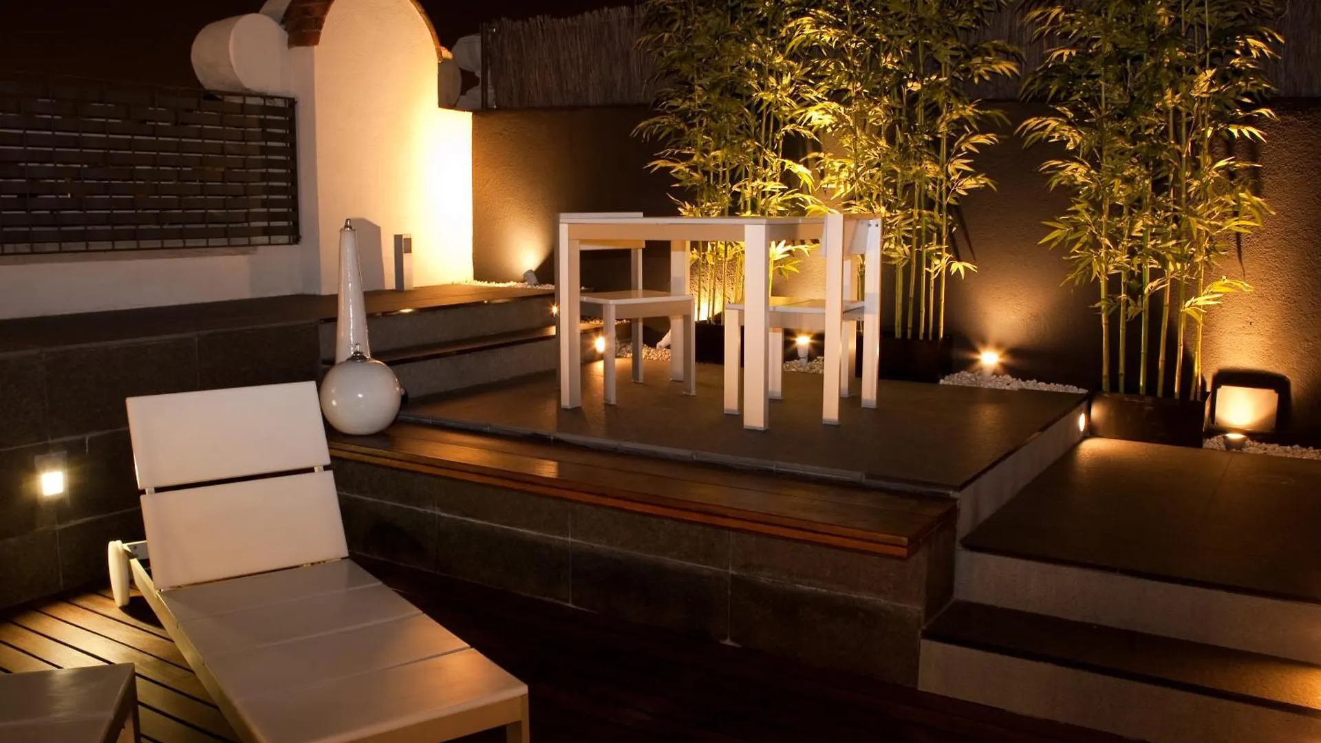 Sixtytwo Hotel location